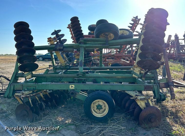 image for item NP9604 John Deere 330  double off-set disk