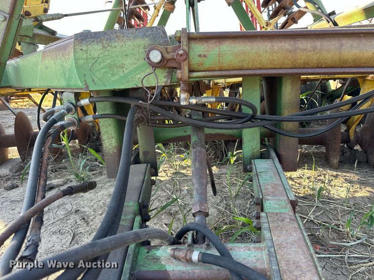 image for item NP9604 John Deere 330  double off-set disk