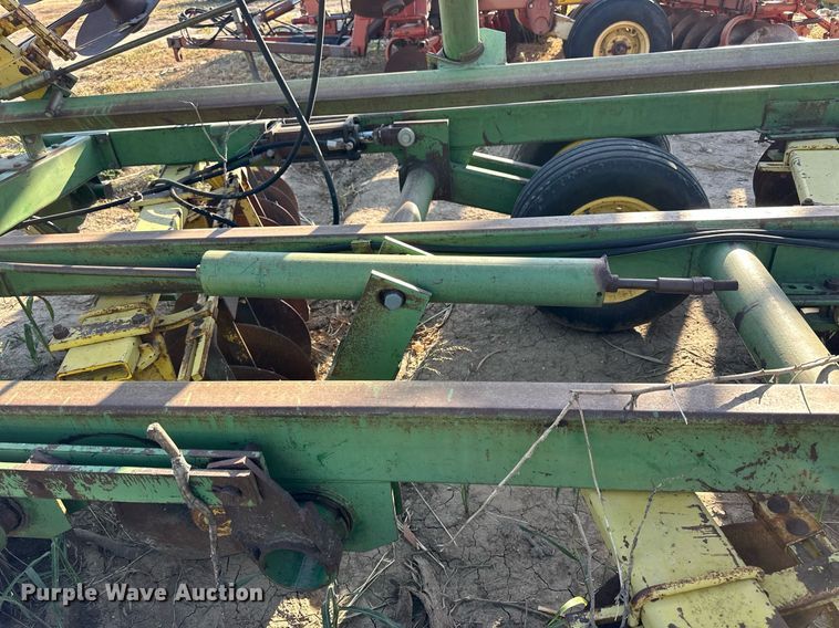 image for item NP9604 John Deere 330  double off-set disk