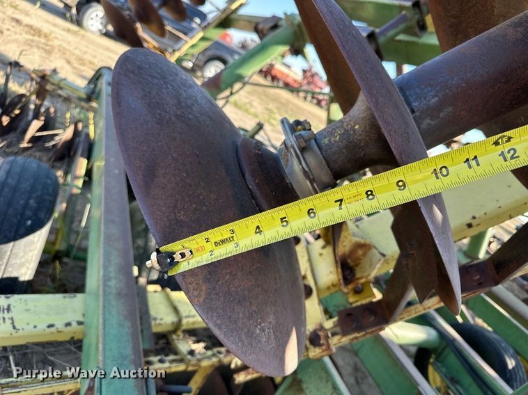 image for item NP9604 John Deere 330  double off-set disk