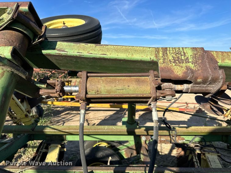 image for item NP9604 John Deere 330  double off-set disk