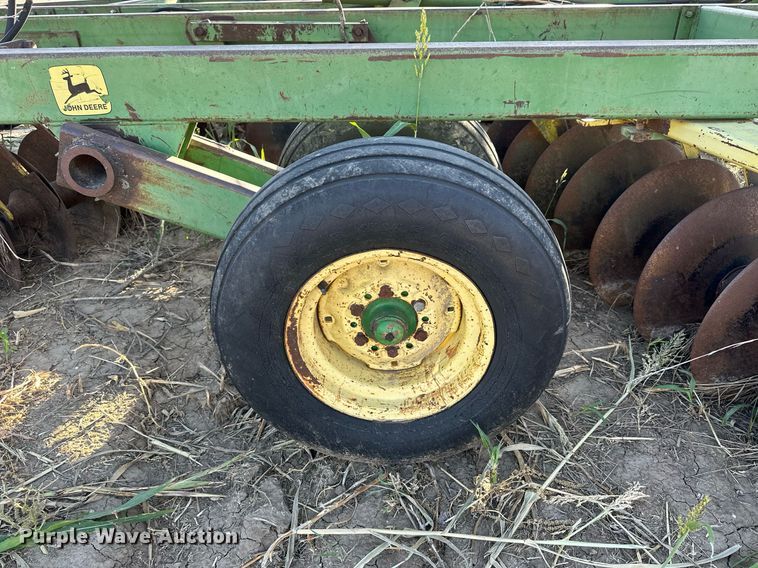 image for item NP9604 John Deere 330  double off-set disk