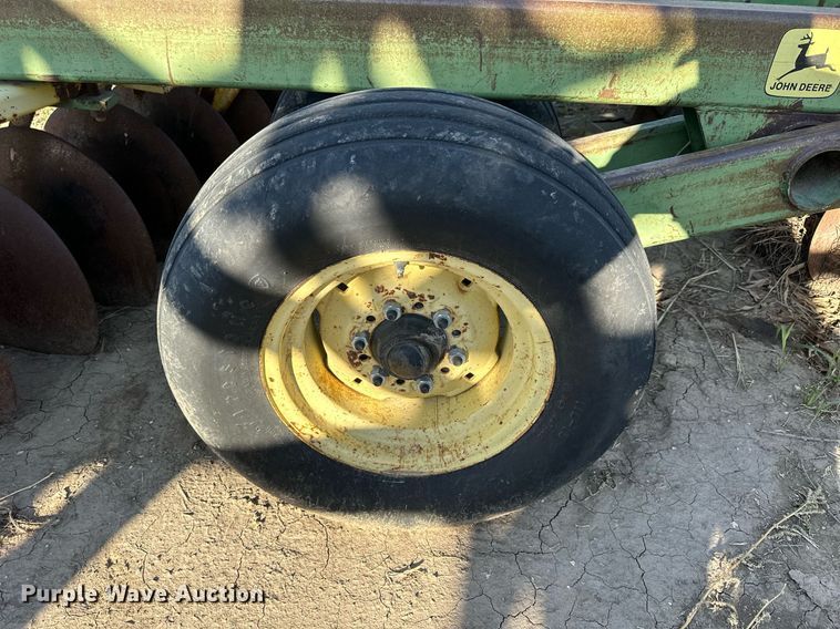 image for item NP9604 John Deere 330  double off-set disk