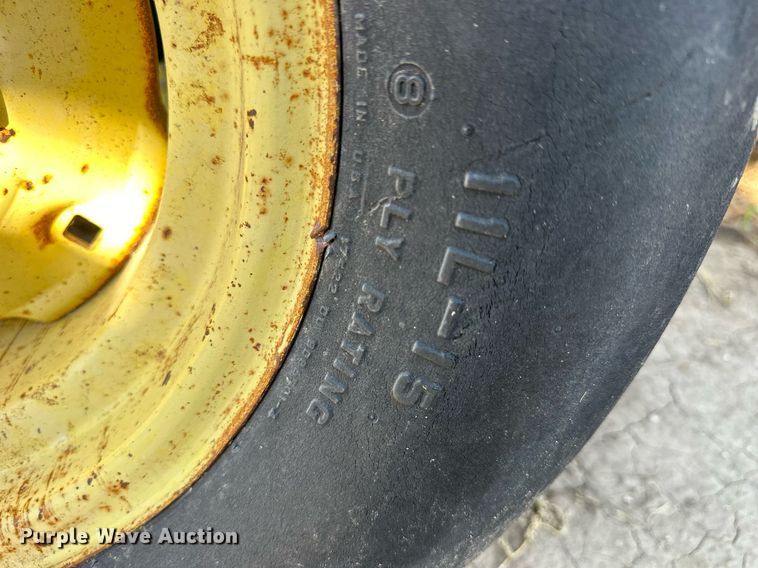 image for item NP9604 John Deere 330  double off-set disk