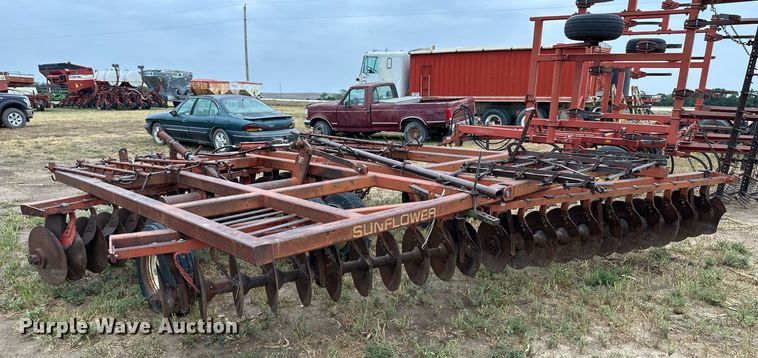 image for item NP9607 Sunflower  off-set disk