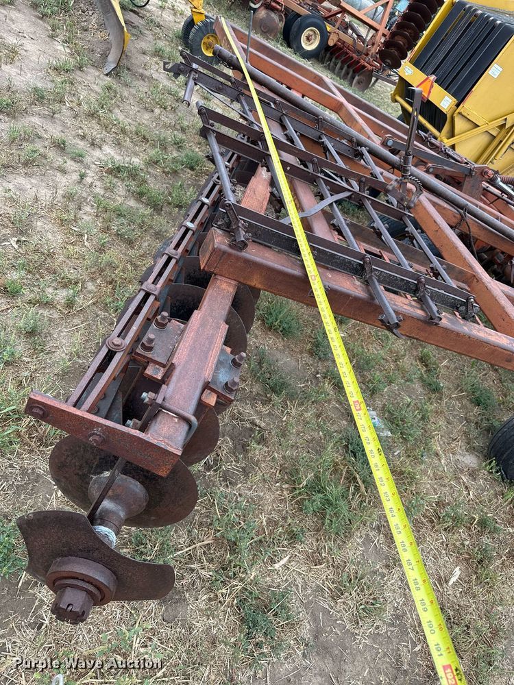 image for item NP9607 Sunflower  off-set disk