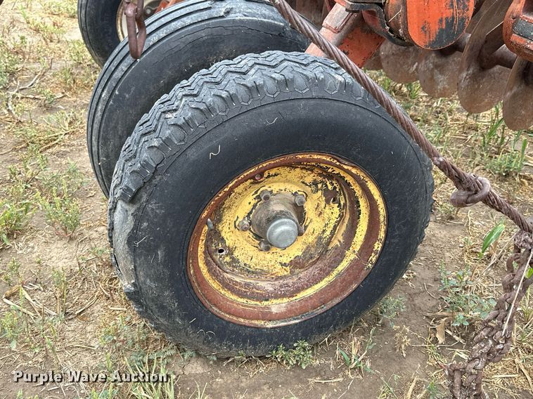 image for item NP9607 Sunflower  off-set disk