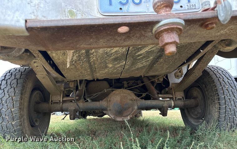 image for item NP9609 1992 Ford F150 XLT  pickup truck