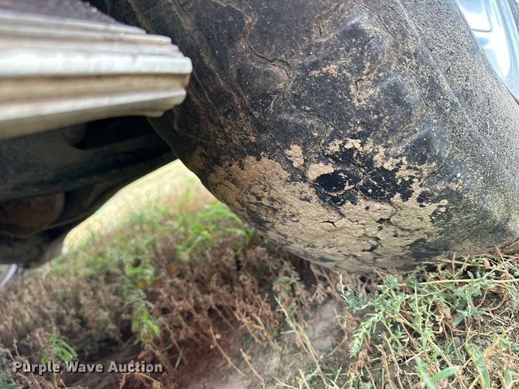 image for item NP9609 1992 Ford F150 XLT  pickup truck