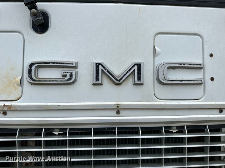 image for item NP9611 1974 Chevrolet Astro 95  grain truck