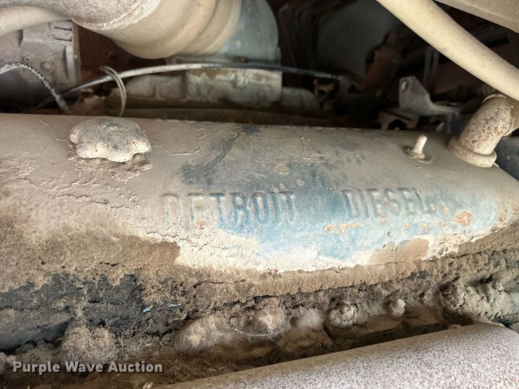 image for item NP9611 1974 Chevrolet Astro 95  grain truck