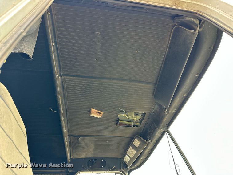 image for item NP9611 1974 Chevrolet Astro 95  grain truck