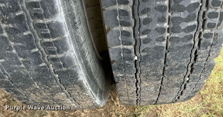 image for item NP9611 1974 Chevrolet Astro 95  grain truck