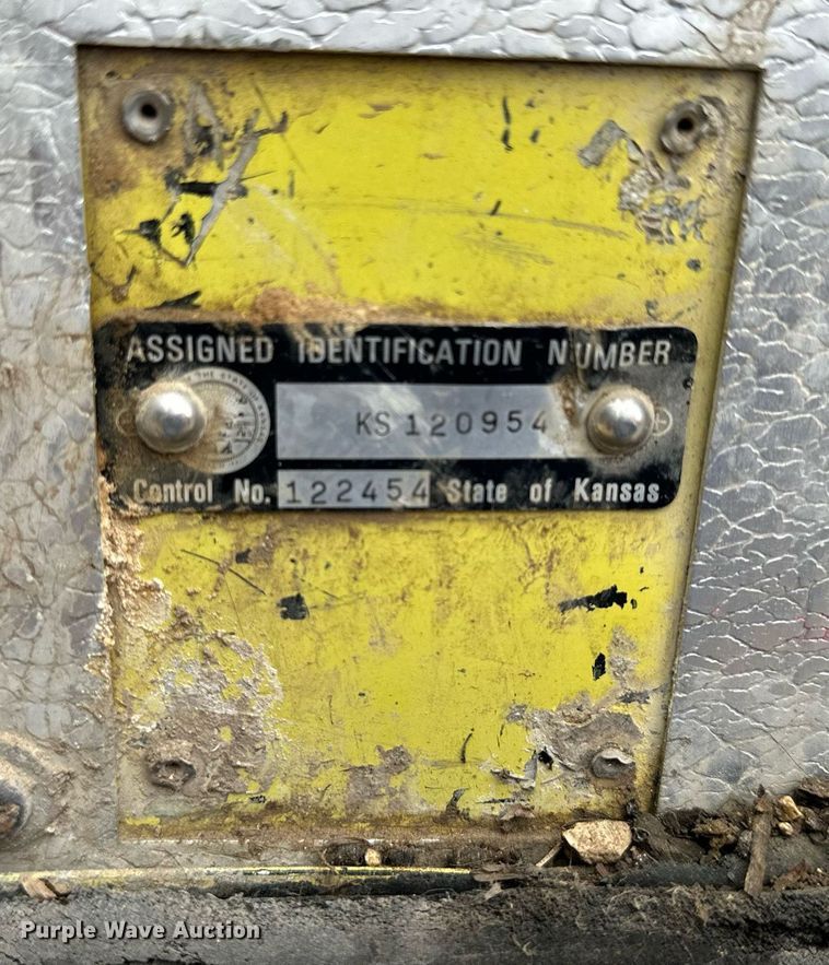 image for item NP9611 1974 Chevrolet Astro 95  grain truck