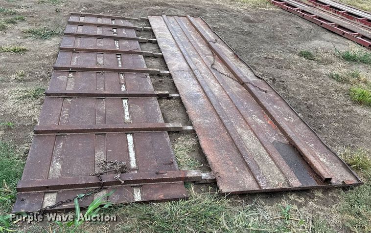 image for item NP9612 1964 Ford F600  flatbed truck