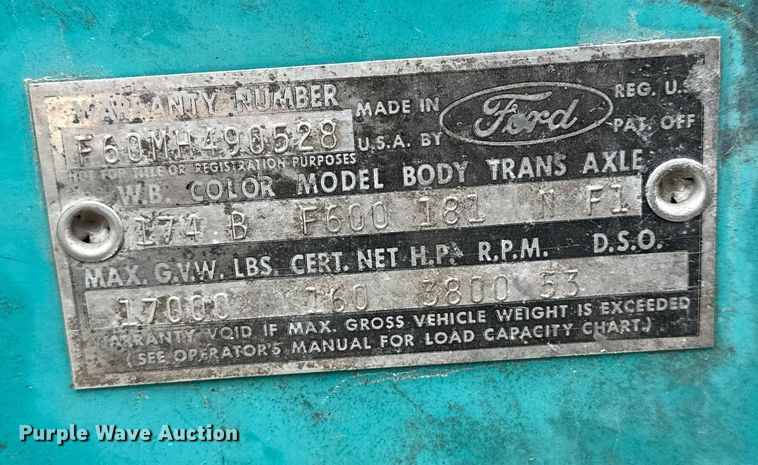 image for item NP9612 1964 Ford F600  flatbed truck
