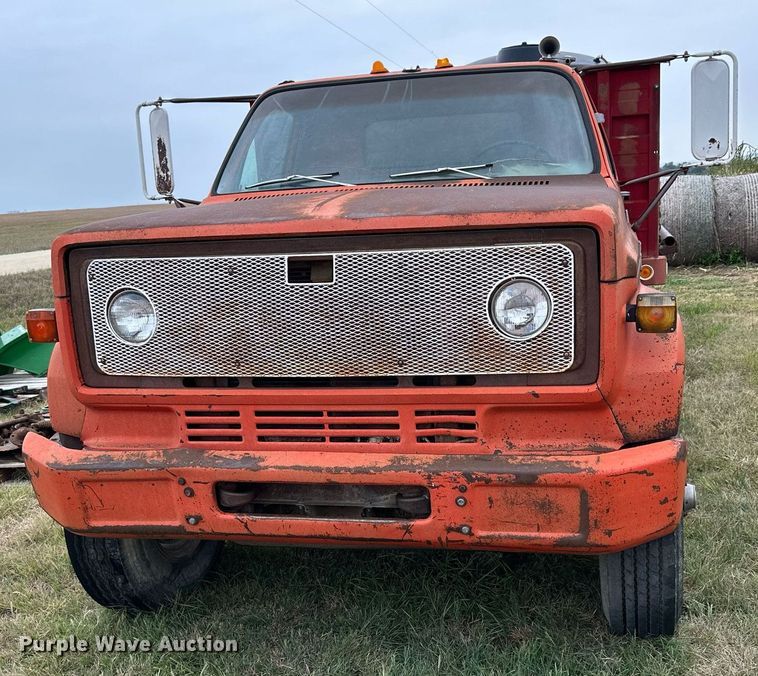 image for item NP9613 1976 Chevrolet C65  dump flatbed truck