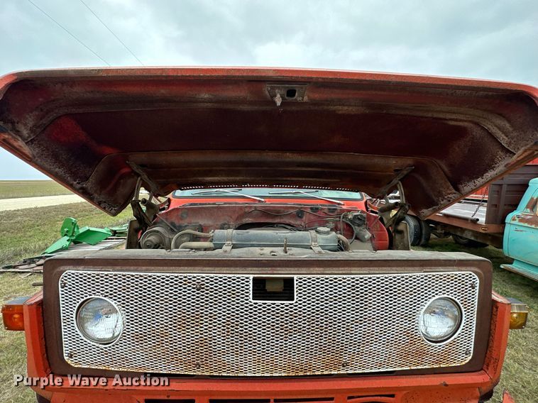 image for item NP9613 1976 Chevrolet C65  dump flatbed truck