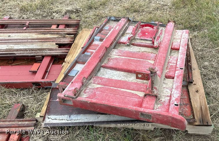 image for item NP9613 1976 Chevrolet C65  dump flatbed truck