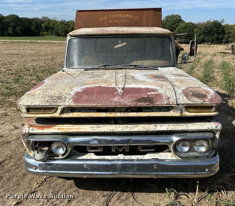 image for item NP9617 GMC Custom  feed delivery truck