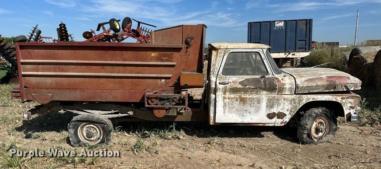 image for item NP9617 GMC Custom  feed delivery truck