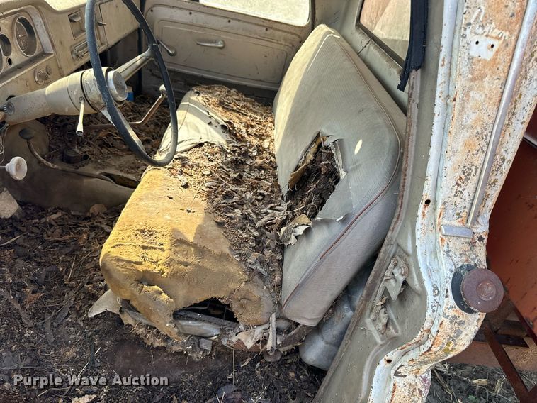 image for item NP9617 GMC Custom  feed delivery truck