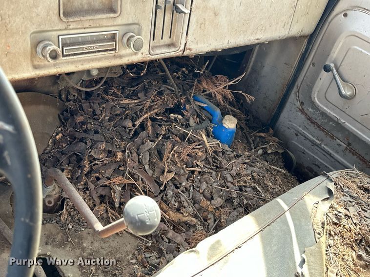 image for item NP9617 GMC Custom  feed delivery truck