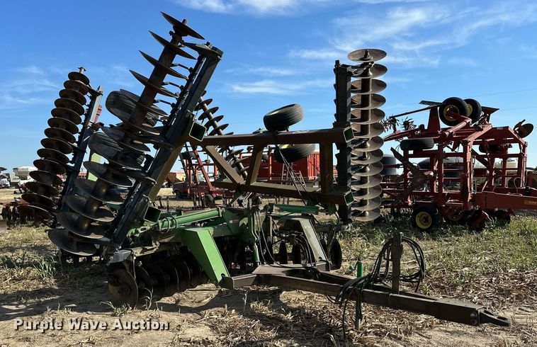 image for item NP9618 John Deere 650  double off-set disk