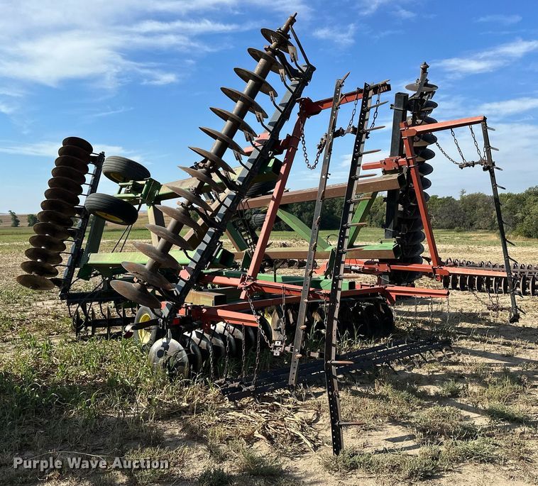 image for item NP9618 John Deere 650  double off-set disk