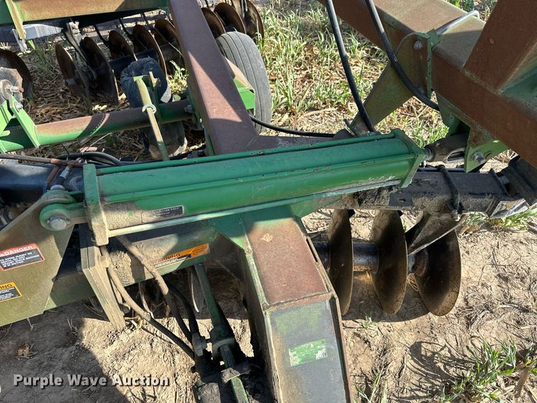 image for item NP9618 John Deere 650  double off-set disk