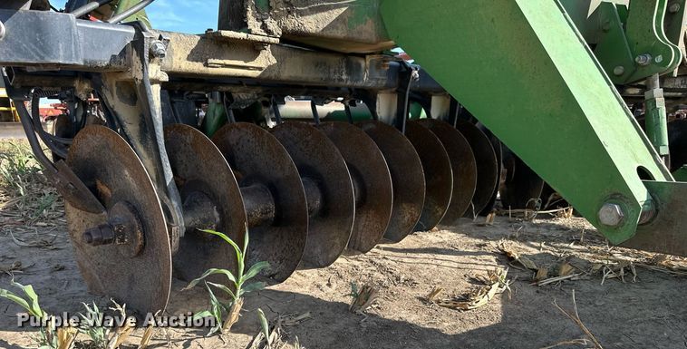 image for item NP9618 John Deere 650  double off-set disk