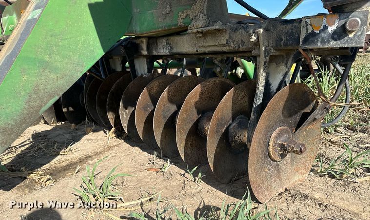 image for item NP9618 John Deere 650  double off-set disk
