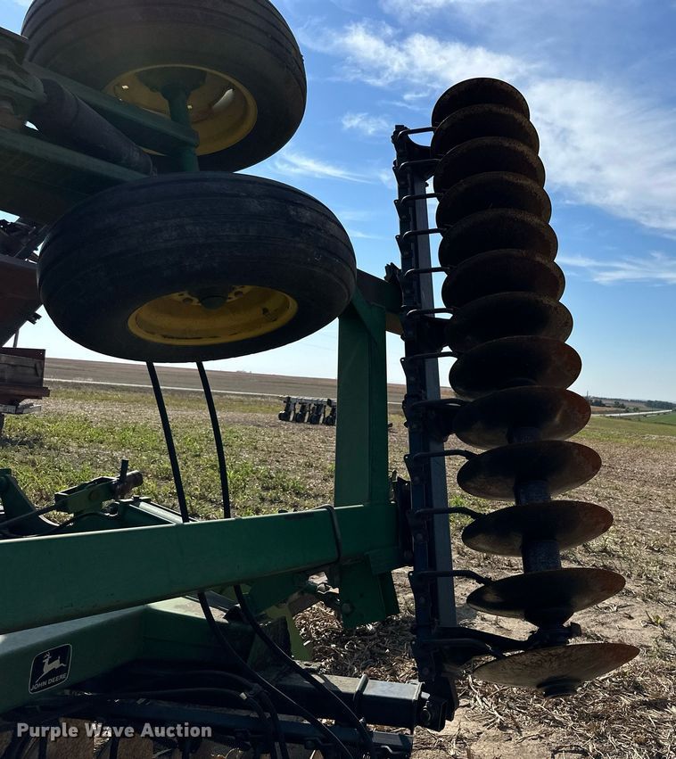 image for item NP9618 John Deere 650  double off-set disk