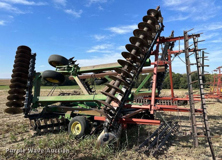 image for item NP9618 John Deere 650  double off-set disk