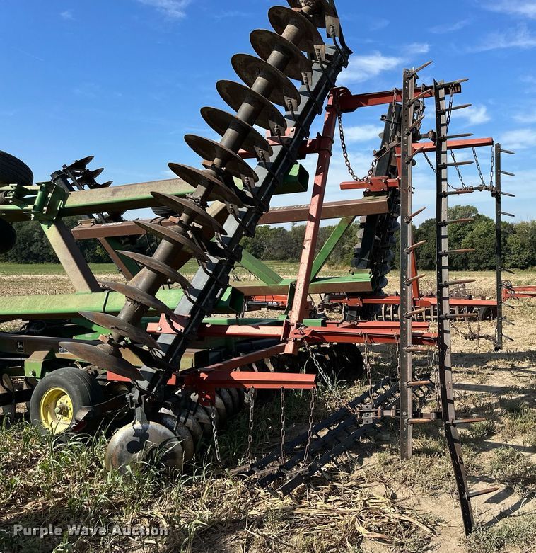 image for item NP9618 John Deere 650  double off-set disk