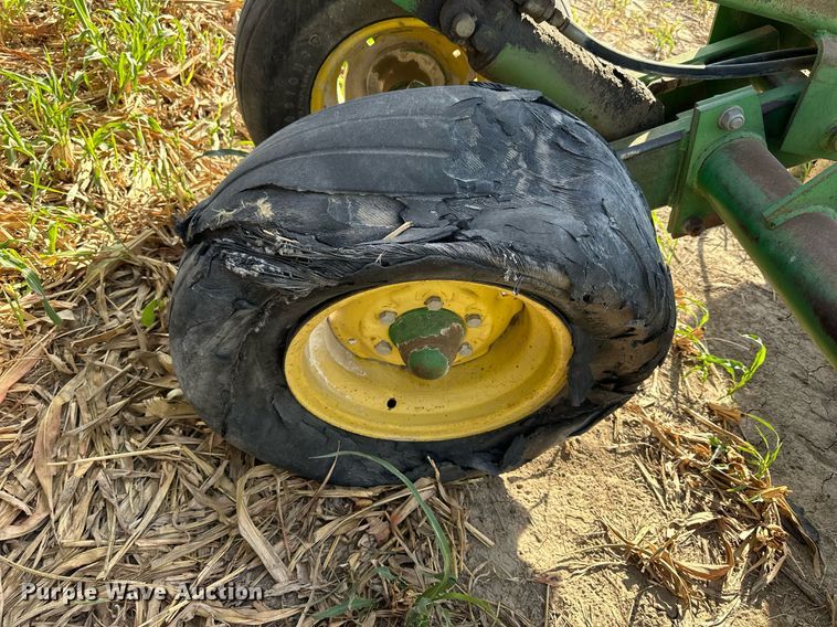 image for item NP9618 John Deere 650  double off-set disk