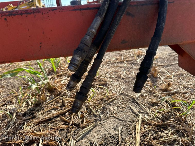 image for item NP9621 Sunflower 5531-34  field cultivator