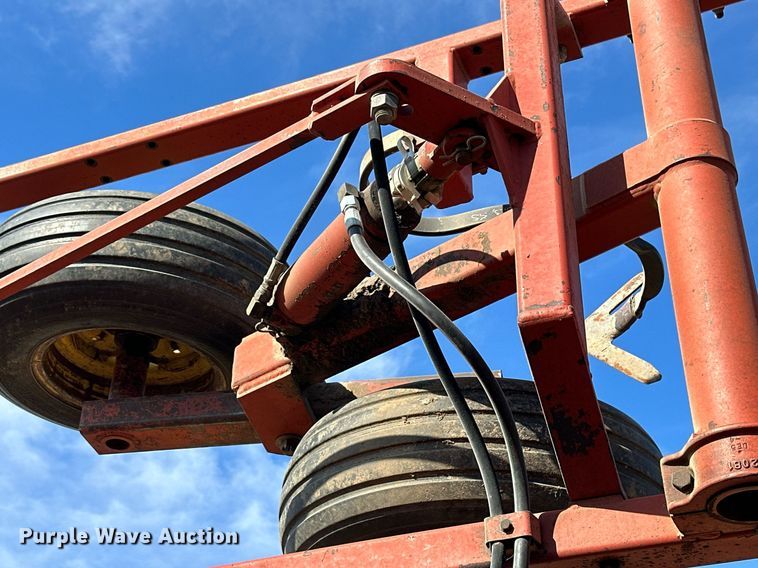 image for item NP9621 Sunflower 5531-34  field cultivator