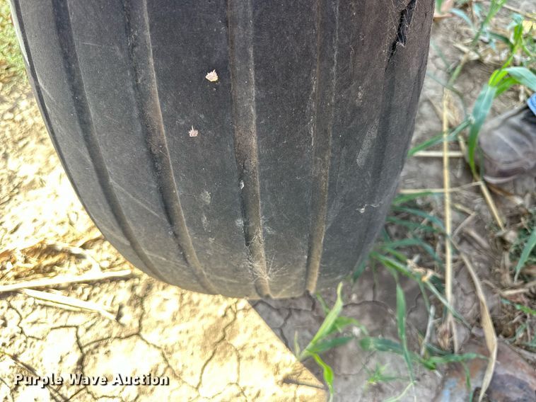 image for item NP9621 Sunflower 5531-34  field cultivator