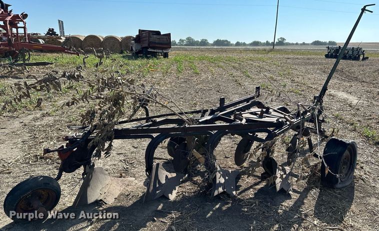 image for item NP9623 Tillage equipment