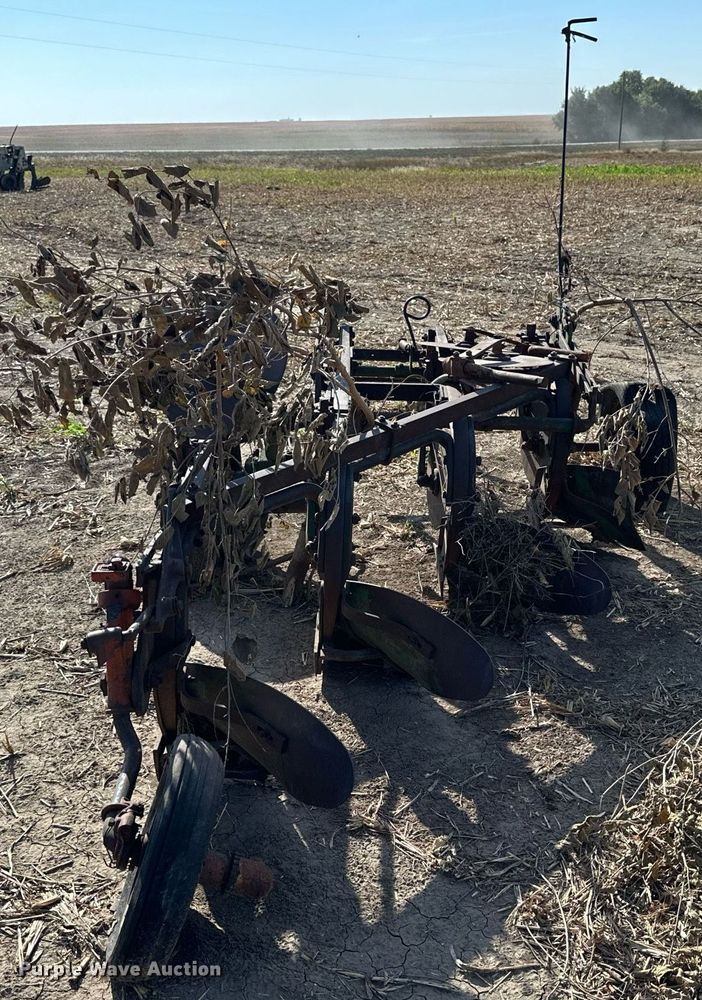 image for item NP9623 Tillage equipment