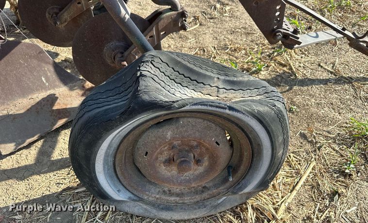 image for item NP9623 Tillage equipment