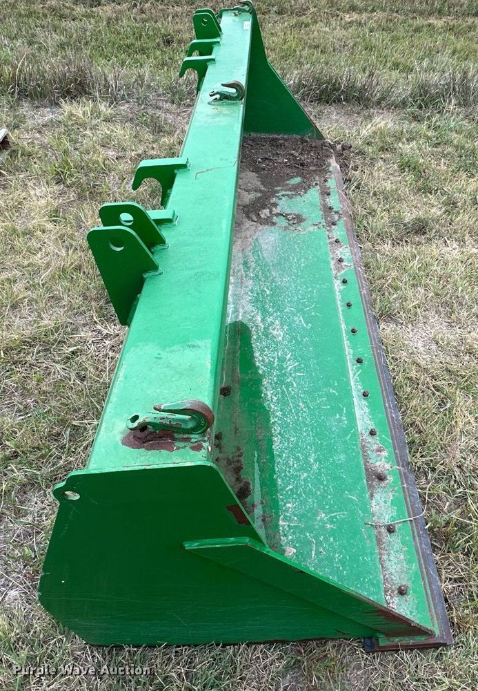 image for item NP9624 John Deere  9' W bucket