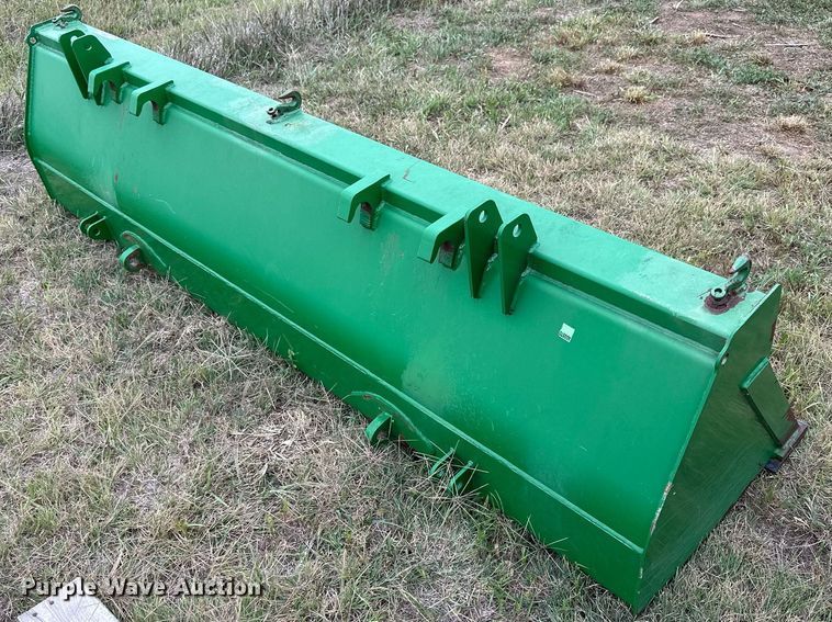 image for item NP9624 John Deere  9' W bucket