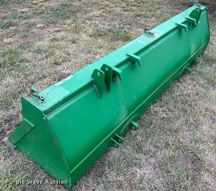 image for item NP9624 John Deere  9' W bucket