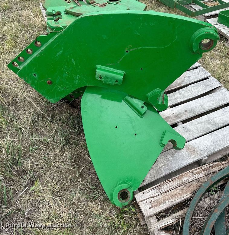 image for item NP9630 John Deere  mounting frame