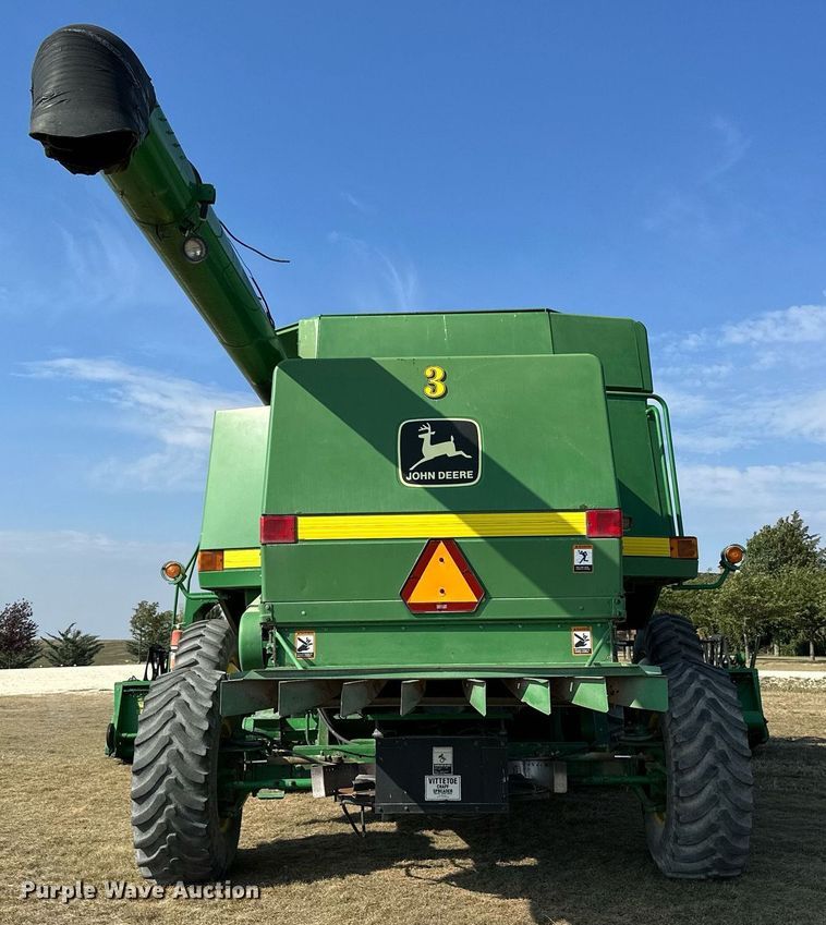 image for item NP9633 1998 John Deere 9610  RWA combine