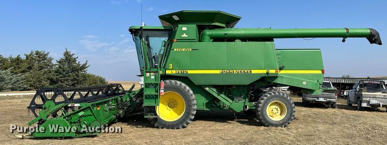 image for item NP9633 1998 John Deere 9610  RWA combine