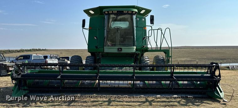 image for item NP9633 1998 John Deere 9610  RWA combine