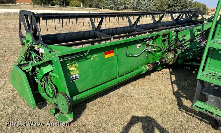 image for item NP9633 1998 John Deere 9610  RWA combine